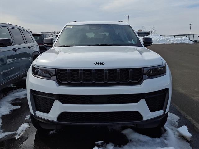 2026 Jeep Grand Cherokee GRAND CHEROKEE L LAREDO ALTITUDE 4X4