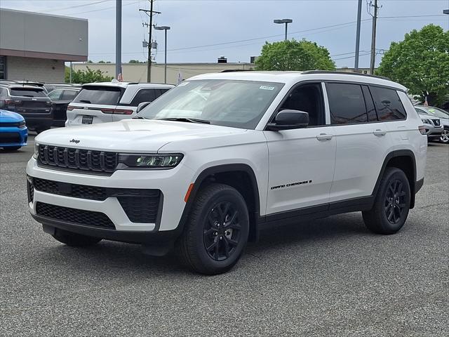 2026 Jeep Grand Cherokee GRAND CHEROKEE L LAREDO ALTITUDE 4X4