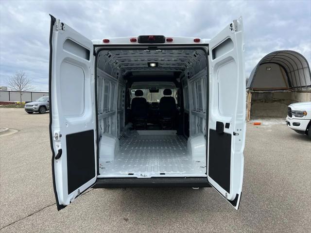 2026 Ram ProMaster Cargo Van Tradesman High Roof 159" WB EXT w/Pass Seat