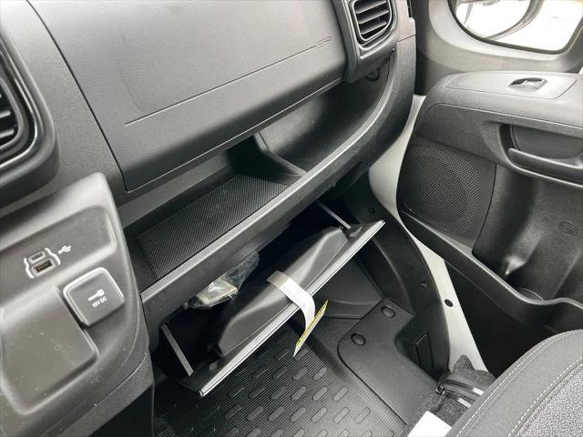 2026 Ram ProMaster Cargo Van Tradesman High Roof 159" WB EXT w/Pass Seat