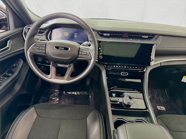 2026 Jeep Grand Cherokee GRAND CHEROKEE L LAREDO ALTITUDE 4X4 2026 Jeep Grand Cherokee GRAND CHEROKEE L LAREDO ALTITUDE 4X4