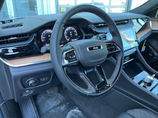 2026 Jeep Grand Cherokee GRAND CHEROKEE L SUMMIT 4X4
