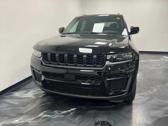 2026 Jeep Grand Cherokee GRAND CHEROKEE L LAREDO ALTITUDE 4X4