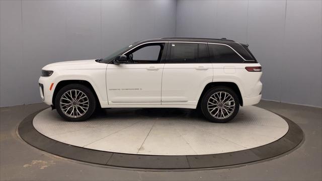 2026 Jeep Grand Cherokee GRAND CHEROKEE SUMMIT 4X4