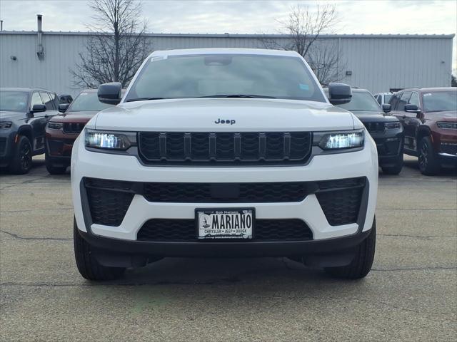 2026 Jeep Grand Cherokee GRAND CHEROKEE L LAREDO ALTITUDE 4X4