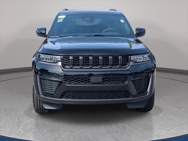 2026 Jeep Grand Cherokee GRAND CHEROKEE L LAREDO ALTITUDE 4X4