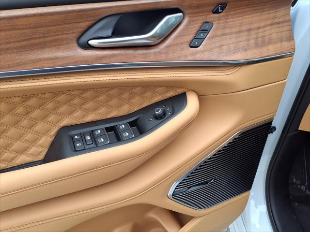 2026 Jeep Grand Cherokee Summit 4x4