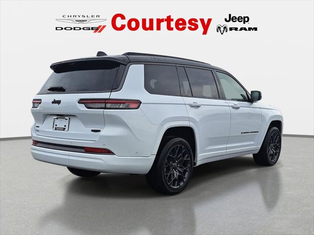 2026 Jeep Grand Cherokee Summit 4x4