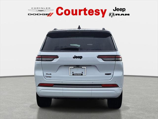 2026 Jeep Grand Cherokee Summit 4x4
