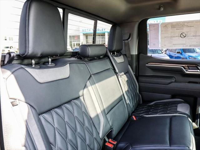 2026 Chevrolet Silverado 1500 4WD Crew Cab Short Bed RST