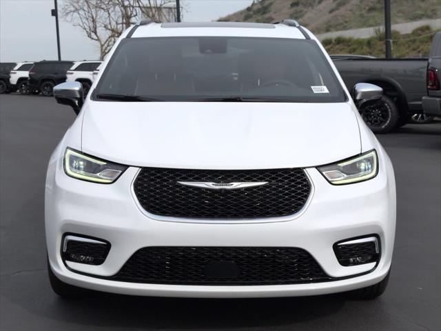 2026 Chrysler Pacifica Pinnacle AWD