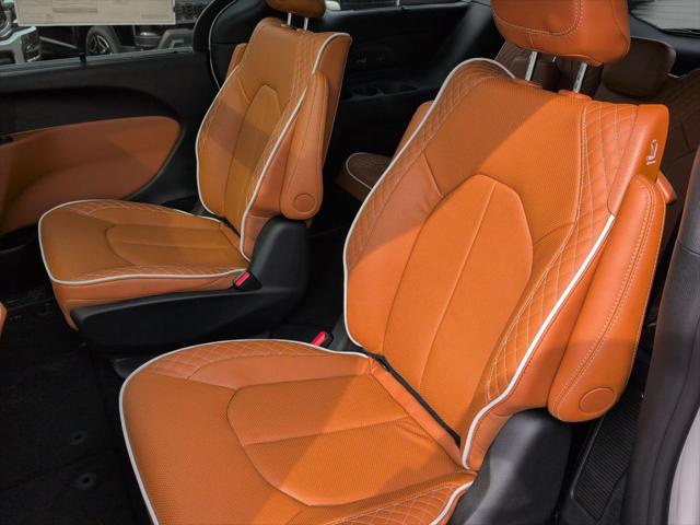 2026 Chrysler Pacifica Pinnacle AWD