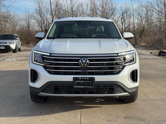 2026 Volkswagen Atlas SE with Technology