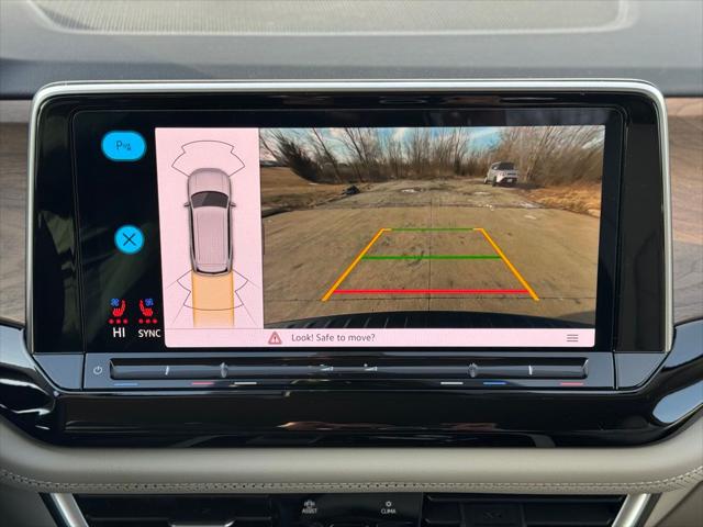 2026 Volkswagen Atlas SE with Technology
