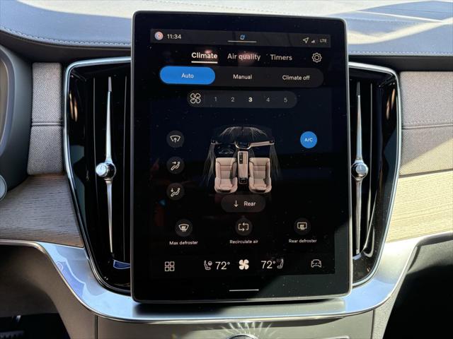 2026 Volvo XC90 Ultra, B6 AWD Gas (mild hybrid), Gasoline, Bright, 7 Seats