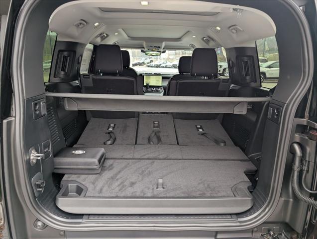 2026 Land Rover Defender P300 S