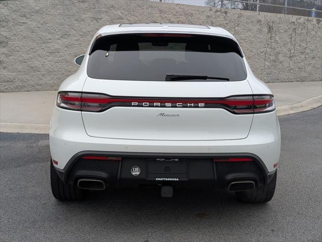 2025 Porsche Macan Unknown