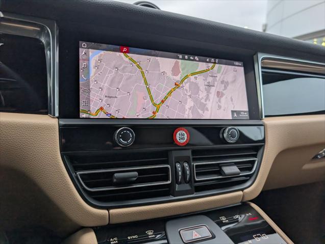 2025 Porsche Macan Unknown