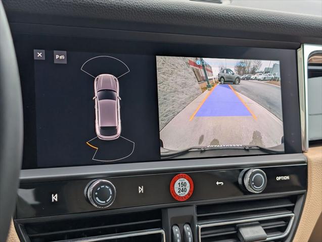 2025 Porsche Macan Unknown