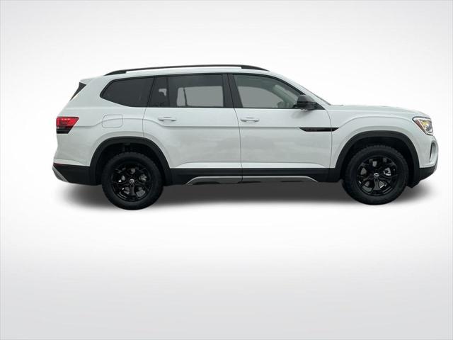 2026 Volkswagen Atlas Peak Edition