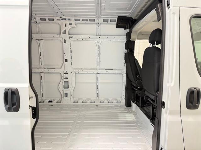 2026 Ram ProMaster 2500 Cargo Van Tradesman High Roof 159 WB w/Pass Seat