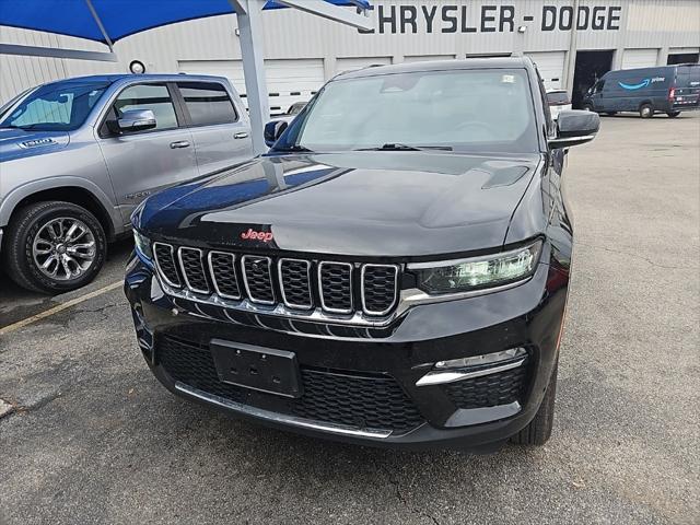 2023 Jeep Grand Cherokee Limited 4x4 2023 Jeep Grand Cherokee Limited 4x4
