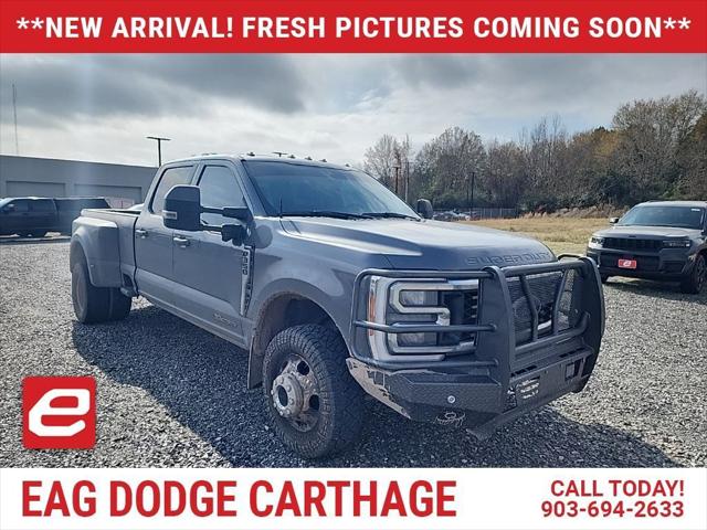 2023 Ford F-350 LARIAT