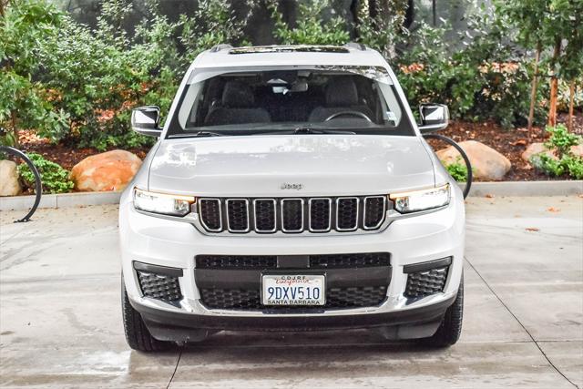 2022 Jeep Grand Cherokee L Laredo 4x4