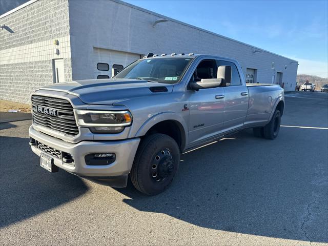 2020 RAM 3500 Laramie Crew Cab 4x4 8 Box