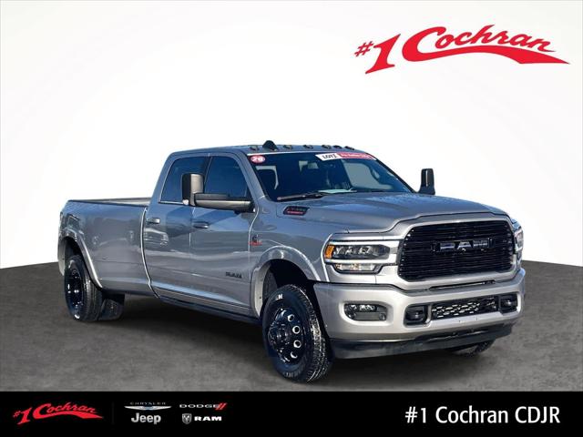 2020 RAM 3500 Laramie Crew Cab 4x4 8 Box