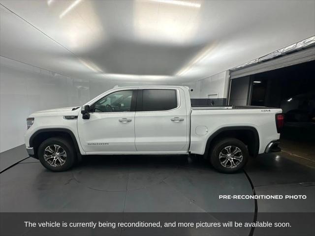 2025 GMC Sierra 1500 4WD Crew Cab Short Box SLT
