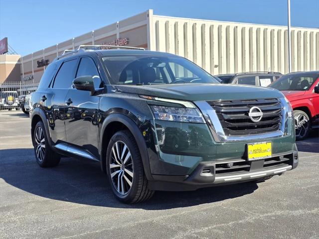 2024 Nissan Pathfinder Platinum FWD