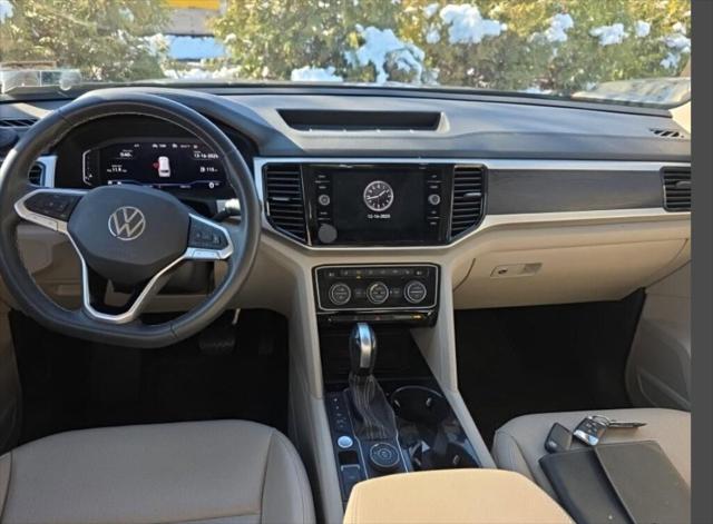 2022 Volkswagen Atlas 3.6L V6 SE w/Technology