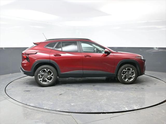2025 Chevrolet Trax FWD LT
