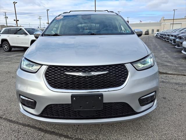 2023 Chrysler Pacifica Limited AWD