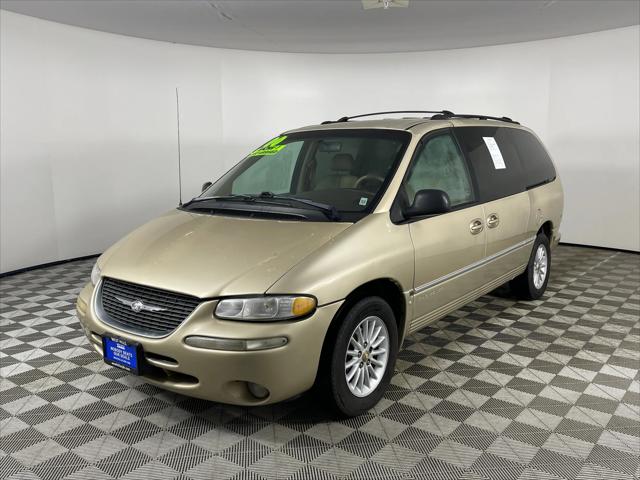 2000 Chrysler Town and Country LXi