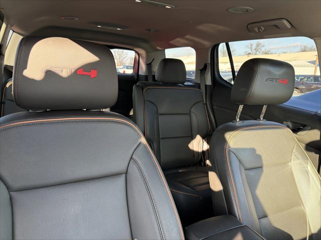 2023 GMC Acadia AWD AT4