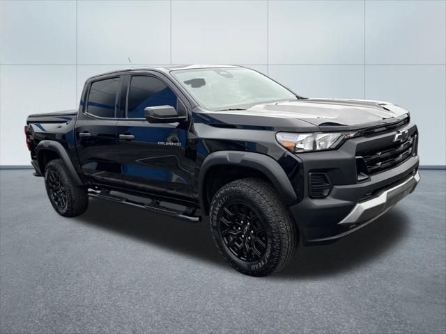 2023 Chevrolet Colorado 4WD Crew Cab Short Box Trail Boss