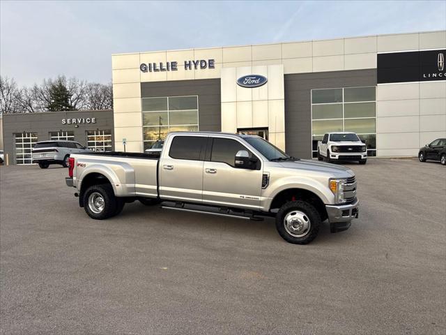 2017 Ford F-350 LARIAT