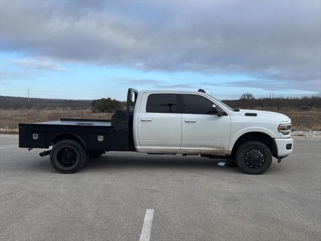2022 RAM 3500 Laramie Crew Cab 4x4 8 Box