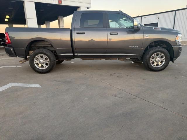 2024 RAM 2500 Laramie Crew Cab 4x4 64 Box