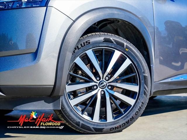 2023 Nissan Pathfinder Platinum FWD