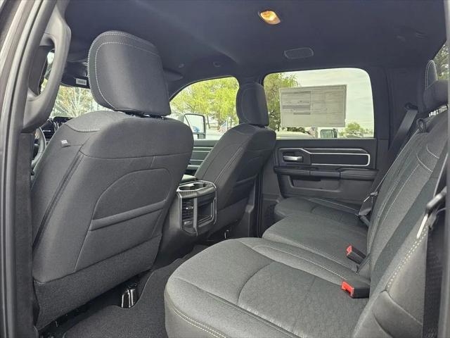 2026 Ram 3500 Big Horn Crew Cab 4x4 8' Box