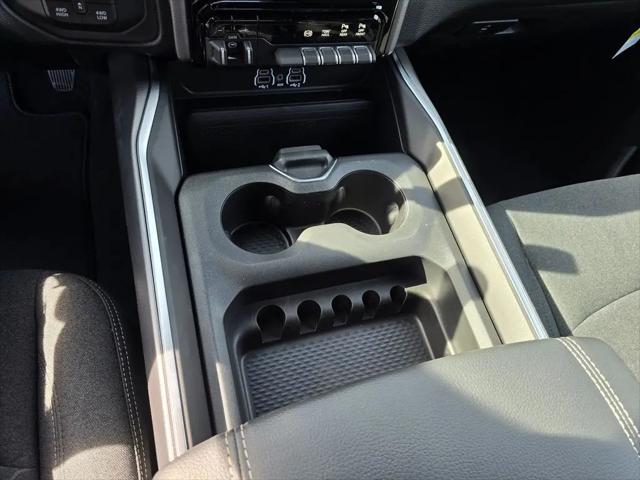 2026 Ram 3500 Big Horn Crew Cab 4x4 8' Box