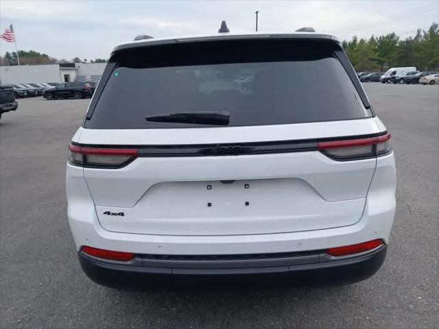 2026 Jeep Grand Cherokee Altitude 4x4