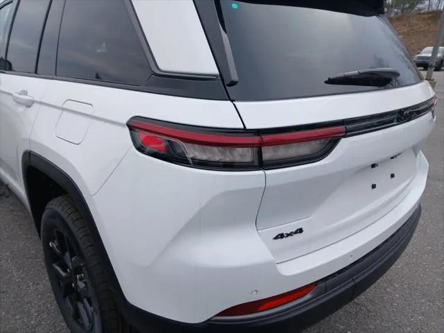 2026 Jeep Grand Cherokee Altitude 4x4