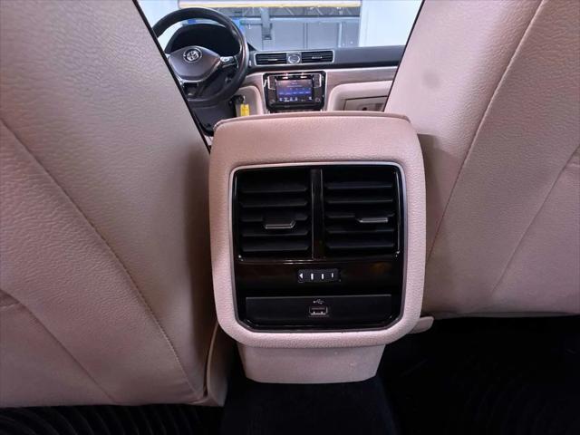 2016 Volkswagen Passat 1.8T SE
