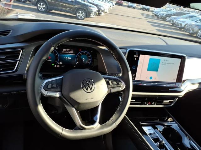 2026 Volkswagen Atlas Cross Sport SE with Technology