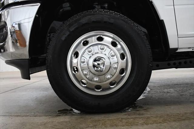 2026 Ram 3500 Laramie Crew Cab 4x4 8' Box