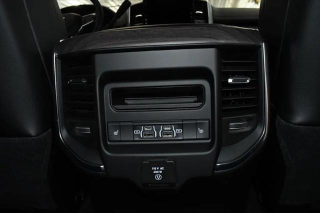 2026 Ram 3500 Laramie Crew Cab 4x4 8' Box